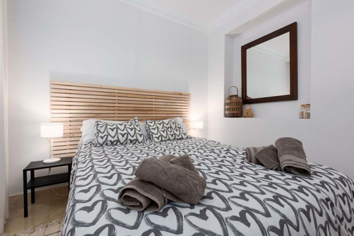 Image No.29-4 Bed Apartment for sale