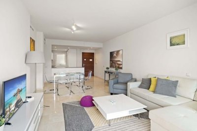 1447-612711-78d1f4f8b6655591b02d22fabb36a692d