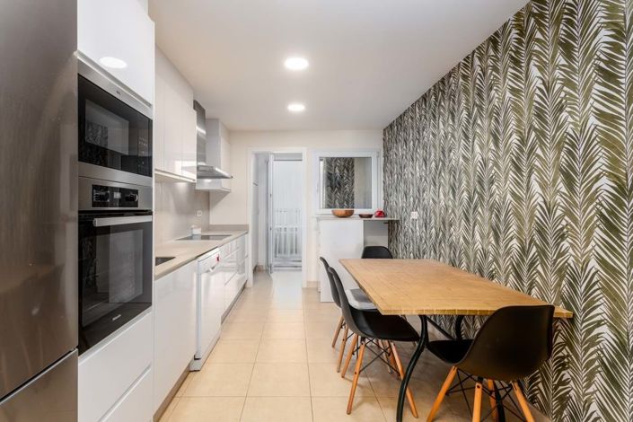 Image No.14-3 Bed Apartment for sale