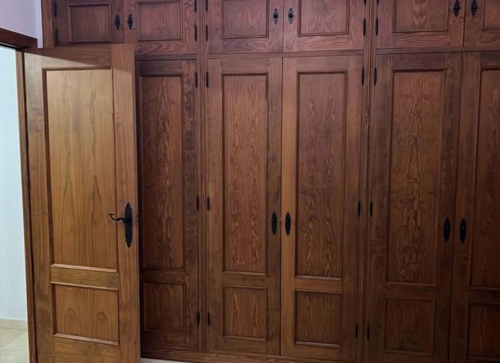 Image No.10-5 Bed Villa for sale