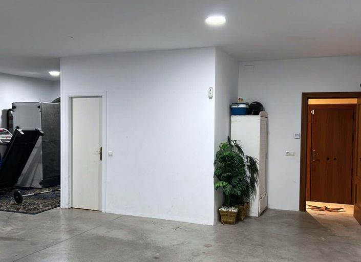 Image No.36-5 Bed Villa for sale