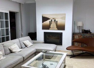 1447-626825-78d1f4f8b6655591b02d22fabb36a692d