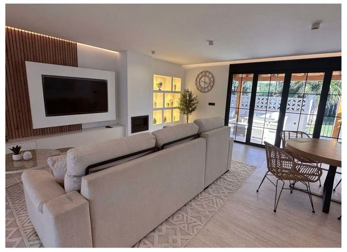 Image No.26-2 Bed Villa for sale