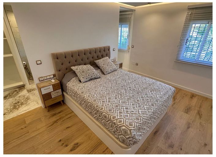 Image No.37-2 Bed Villa for sale