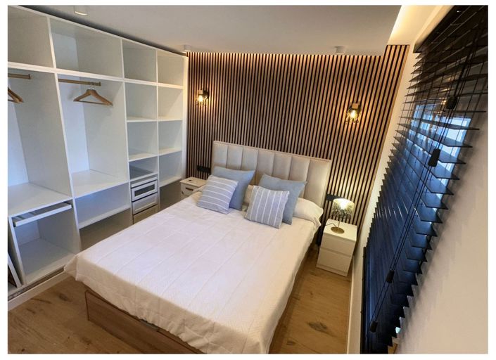 Image No.48-2 Bed Villa for sale