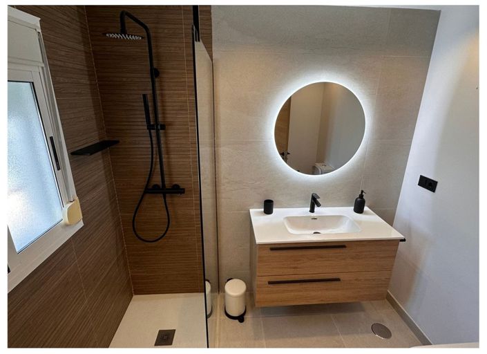 Image No.53-2 Bed Villa for sale