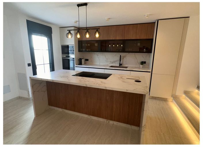 Image No.6-2 Bed Villa for sale