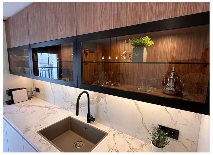 Image No.9-2 Bed Villa for sale