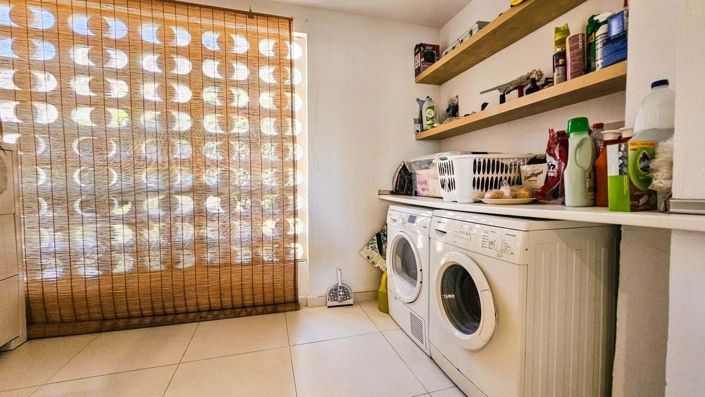 Image No.26-4 Bed Townhouse for sale