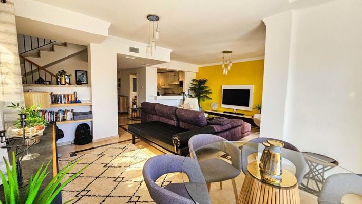 Image No.9-4 Bed Townhouse for sale