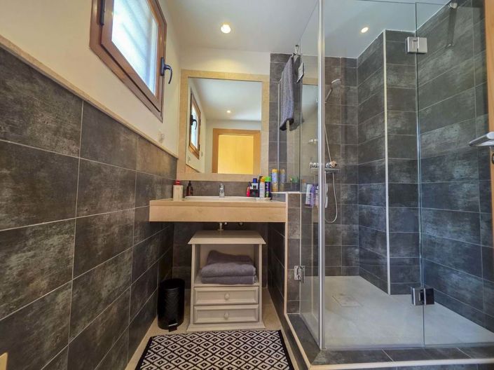 Image No.14-3 Bed Semi-Detached for sale