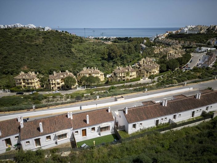 Image No.2-3 Bed Semi-Detached for sale