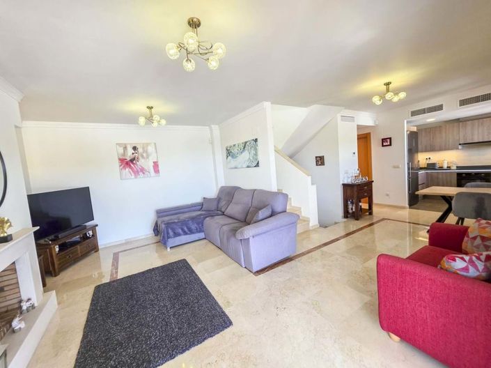 Image No.32-3 Bed Semi-Detached for sale