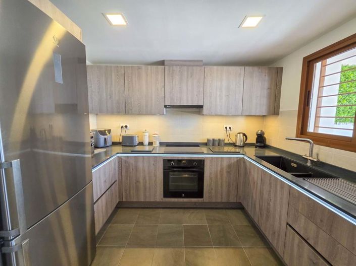 Image No.33-3 Bed Semi-Detached for sale