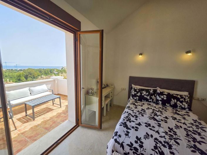 Image No.36-3 Bed Semi-Detached for sale