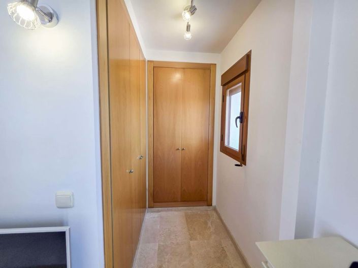 Image No.41-3 Bed Semi-Detached for sale