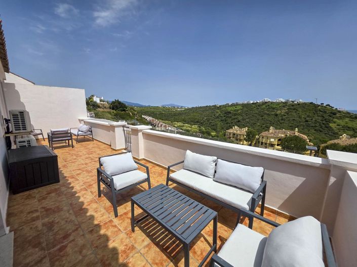 Image No.44-3 Bed Semi-Detached for sale