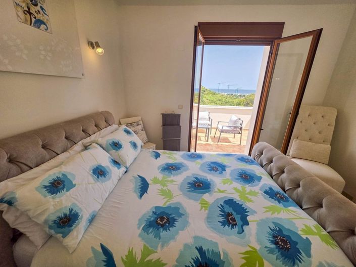 Image No.50-3 Bed Semi-Detached for sale