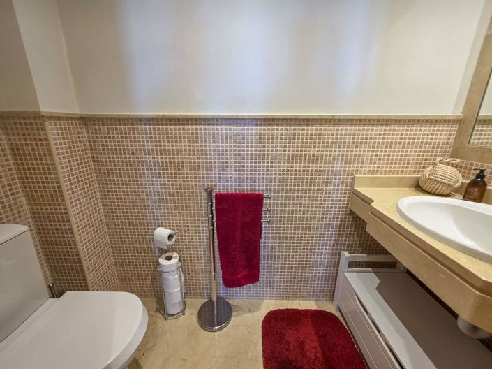 Image No.53-3 Bed Semi-Detached for sale