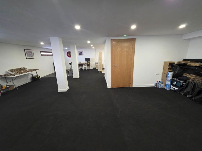 Image No.58-3 Bed Semi-Detached for sale