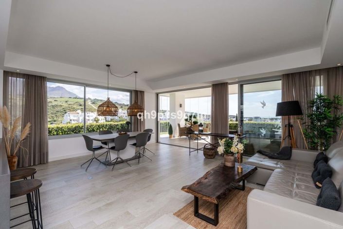 Image No.4-3 Bed Apartment for sale