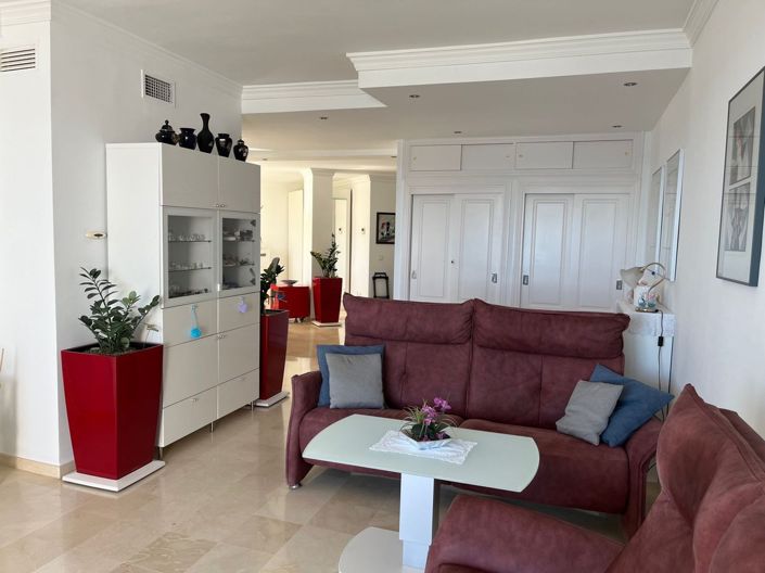 Image No.10-3 Bed Apartment for sale