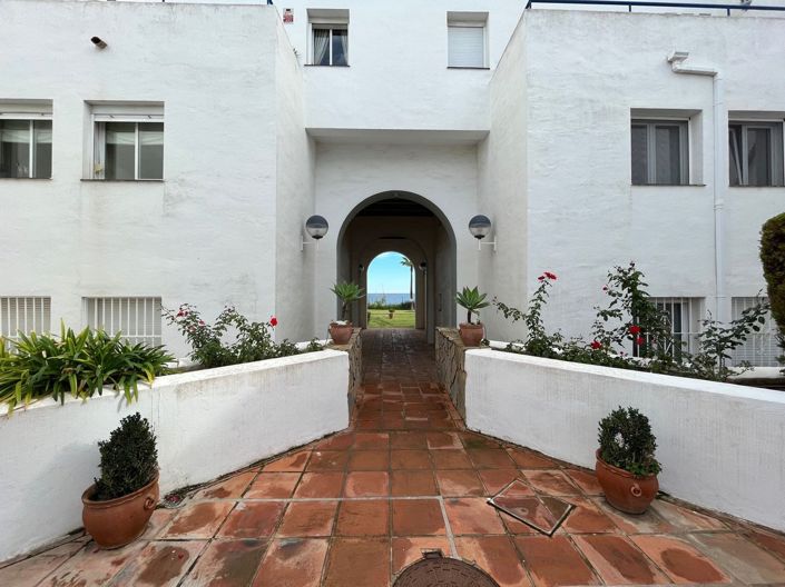 Image No.45-3 Bed Apartment for sale