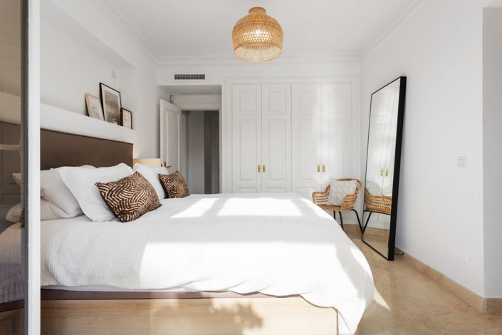 Image No.33-3 Bed Apartment for sale