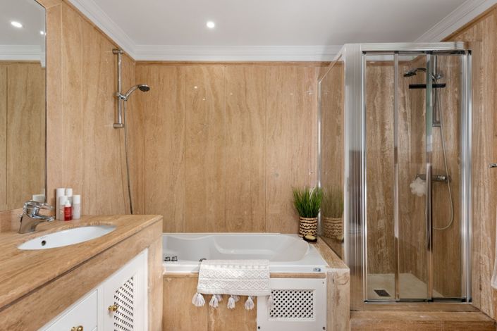 Image No.7-3 Bed Apartment for sale