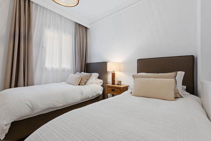 Image No.9-3 Bed Apartment for sale