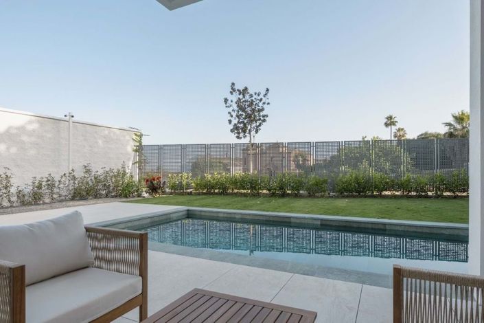 Image No.10-4 Bed Villa for sale