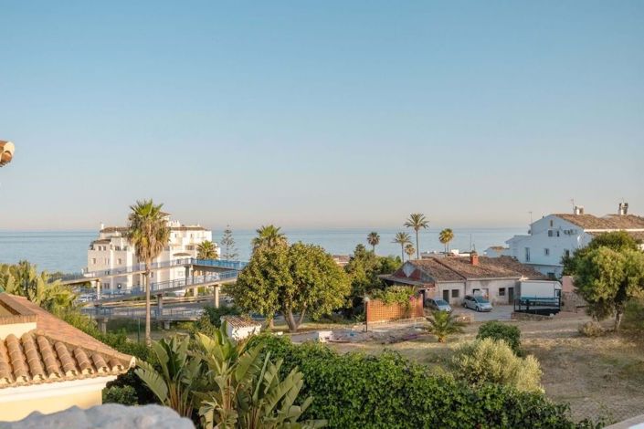 Image No.12-4 Bed Villa for sale