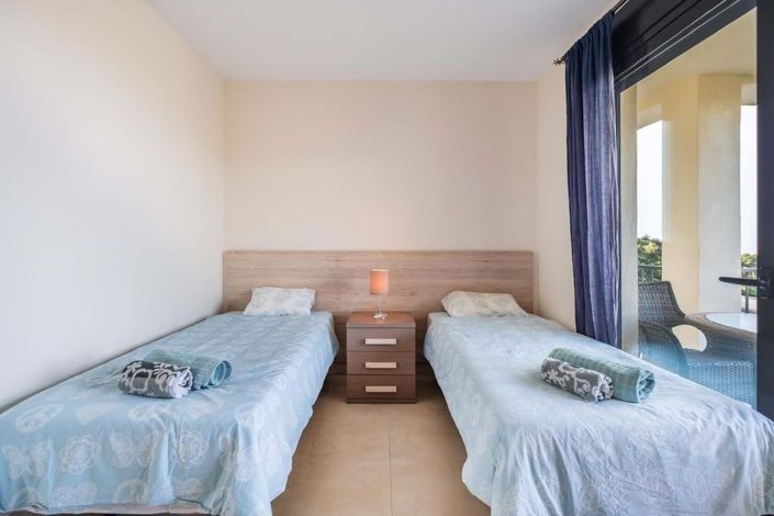 Image No.13-3 Bed Apartment for sale