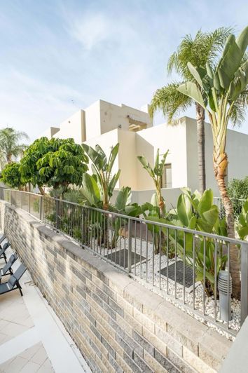 Image No.18-3 Bed Apartment for sale