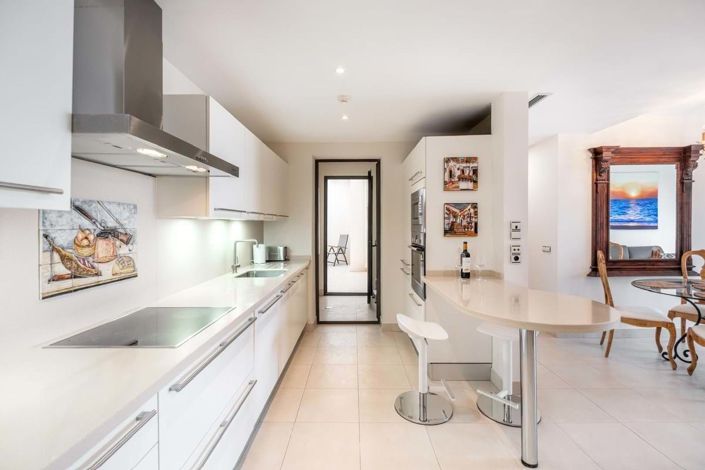 Image No.9-3 Bed Apartment for sale