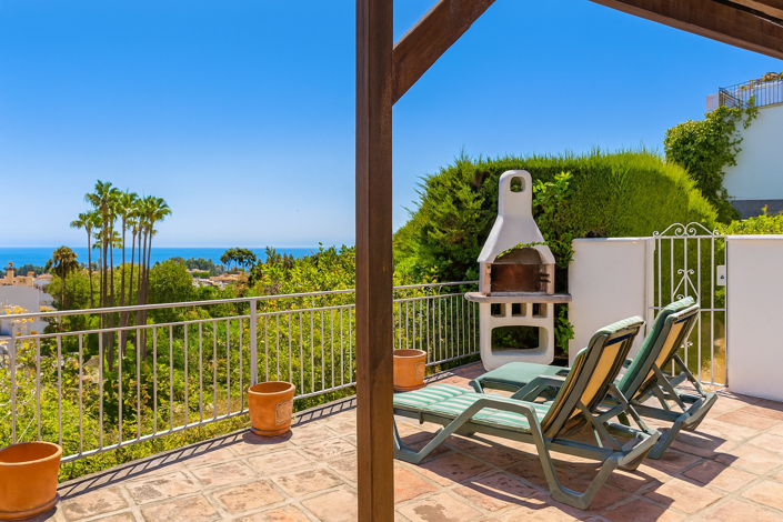 Image No.1-5 Bed Semi-Detached for sale