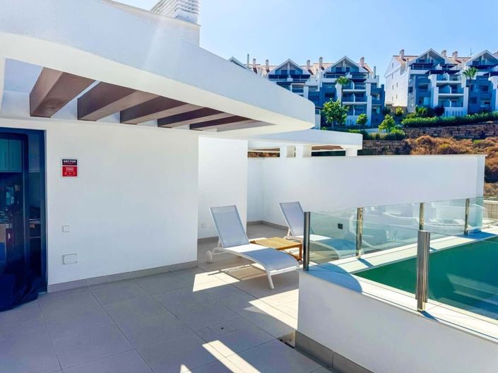 Image No.23-2 Bed Apartment for sale