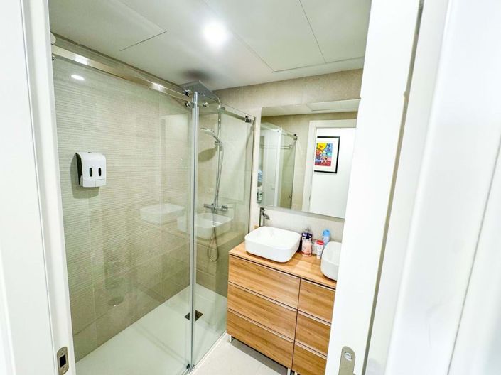 Image No.28-2 Bed Apartment for sale