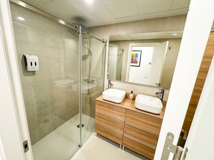 Image No.31-2 Bed Apartment for sale