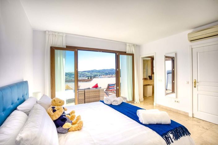 Image No.18-3 Bed Apartment for sale