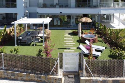 1447-644091-78d1f4f8b6655591b02d22fabb36a692d