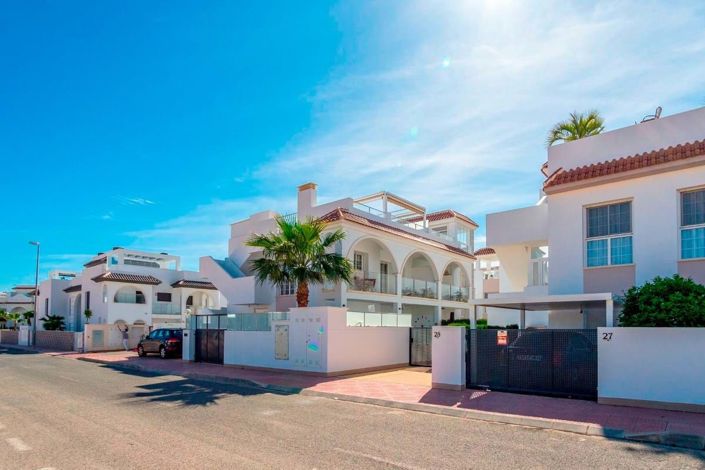 Image No.37-2 Bed Penthouse for sale