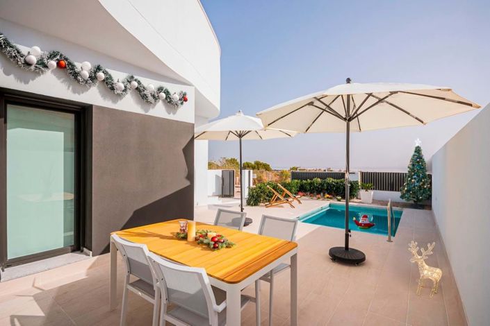 Image No.14-2 Bed Townhouse for sale