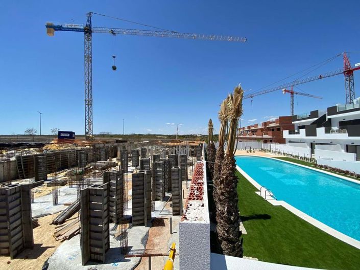 Image No.20-2 Bed Townhouse for sale