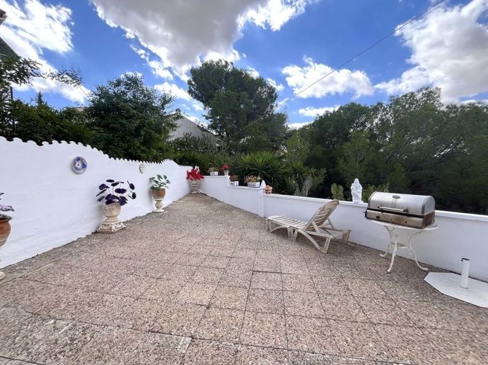 Image No.28-3 Bed Villa for sale