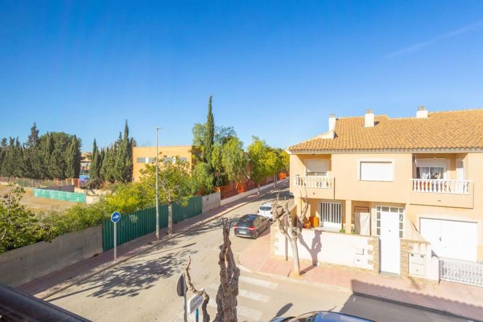 Image No.2-3 Bed Townhouse for sale