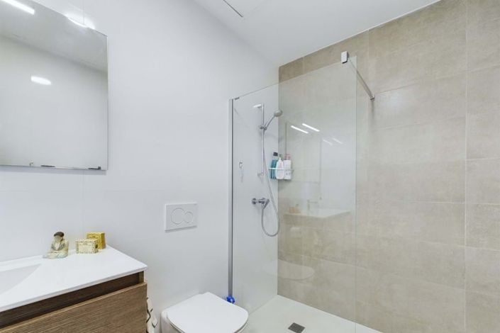 Image No.24-3 Bed Villa for sale