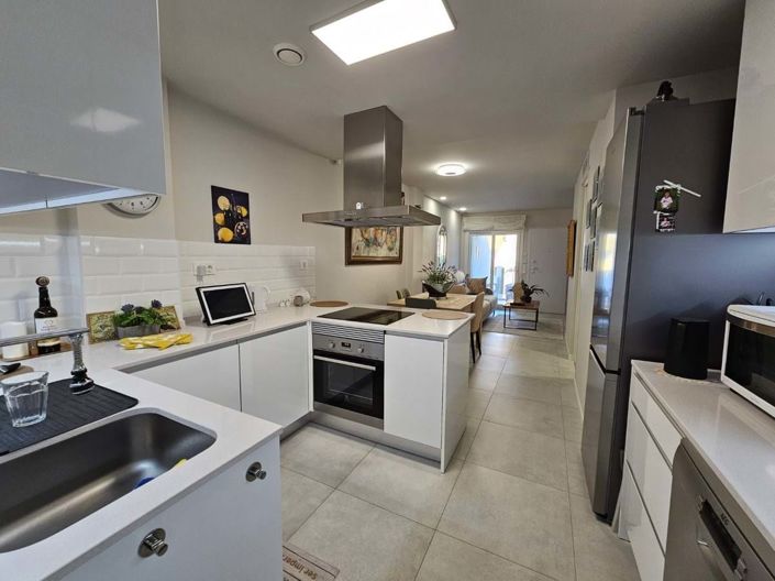 Image No.11-2 Bed Apartment for sale