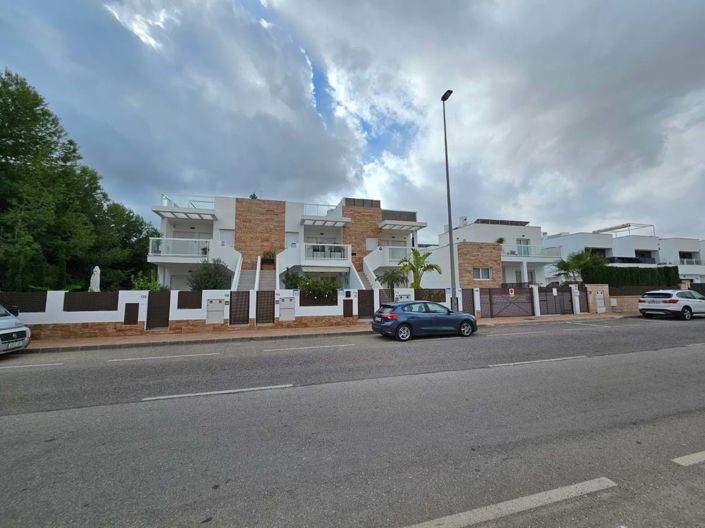 Image No.21-2 Bed Apartment for sale