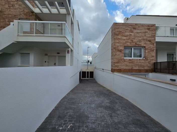 Image No.24-2 Bed Apartment for sale